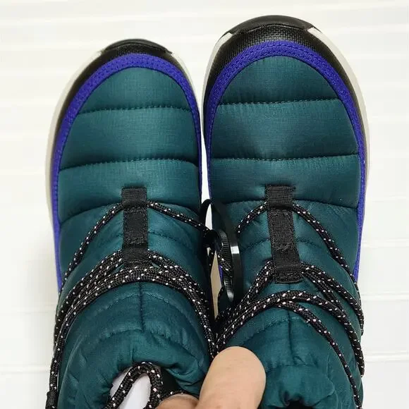 NWT The North Face Women's Thermoball Lace Up Waterproof Boots